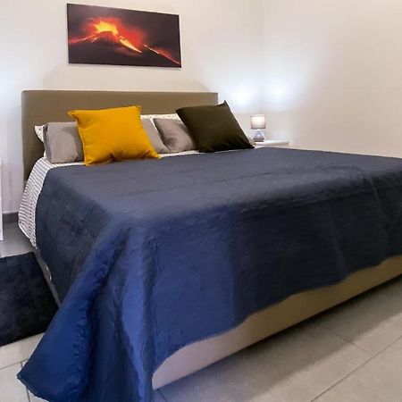 Miracle Apartment Катания Екстериор снимка